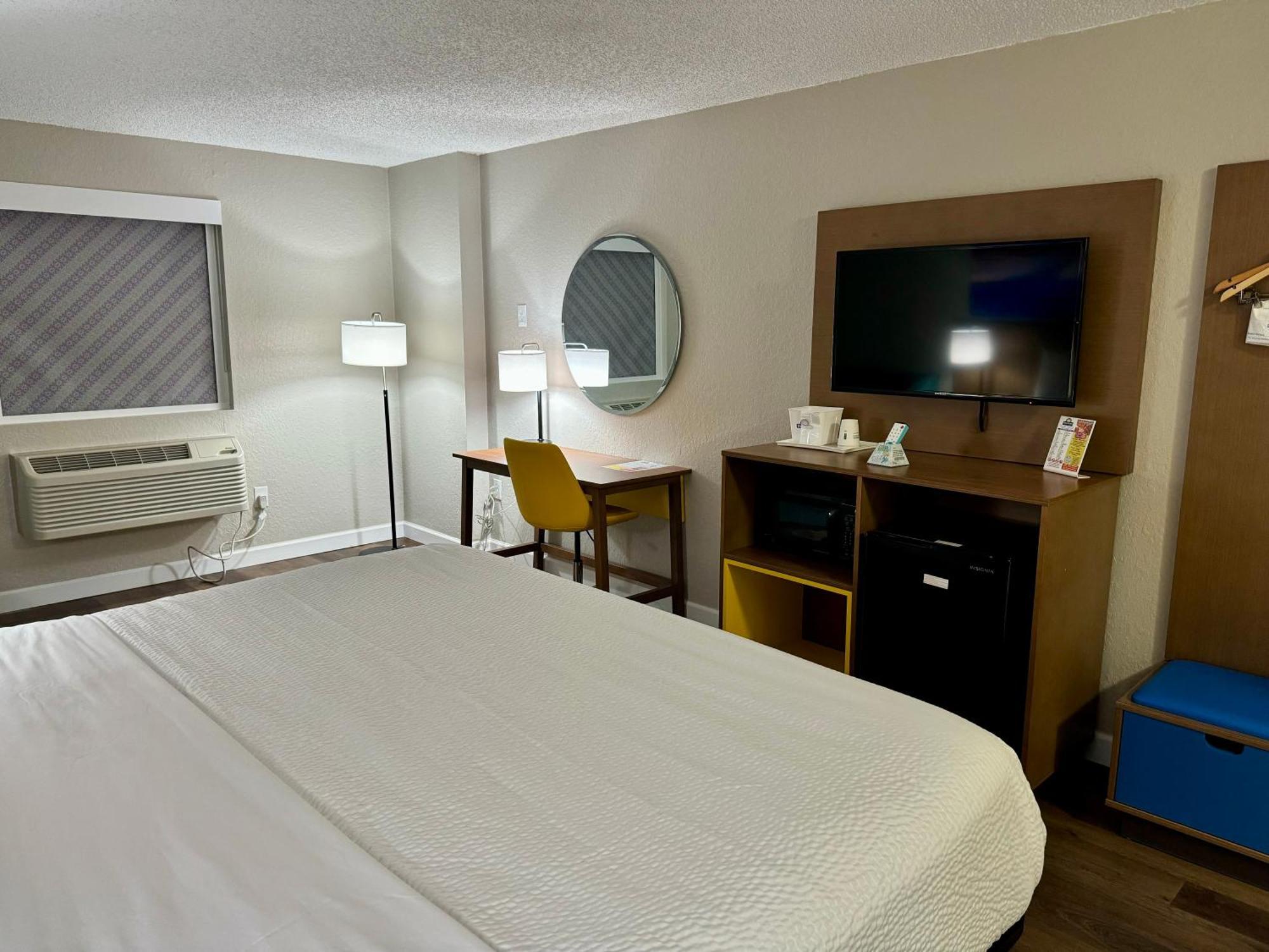 Days Inn By Wyndham Sarasota I-75 Vamo Ngoại thất bức ảnh